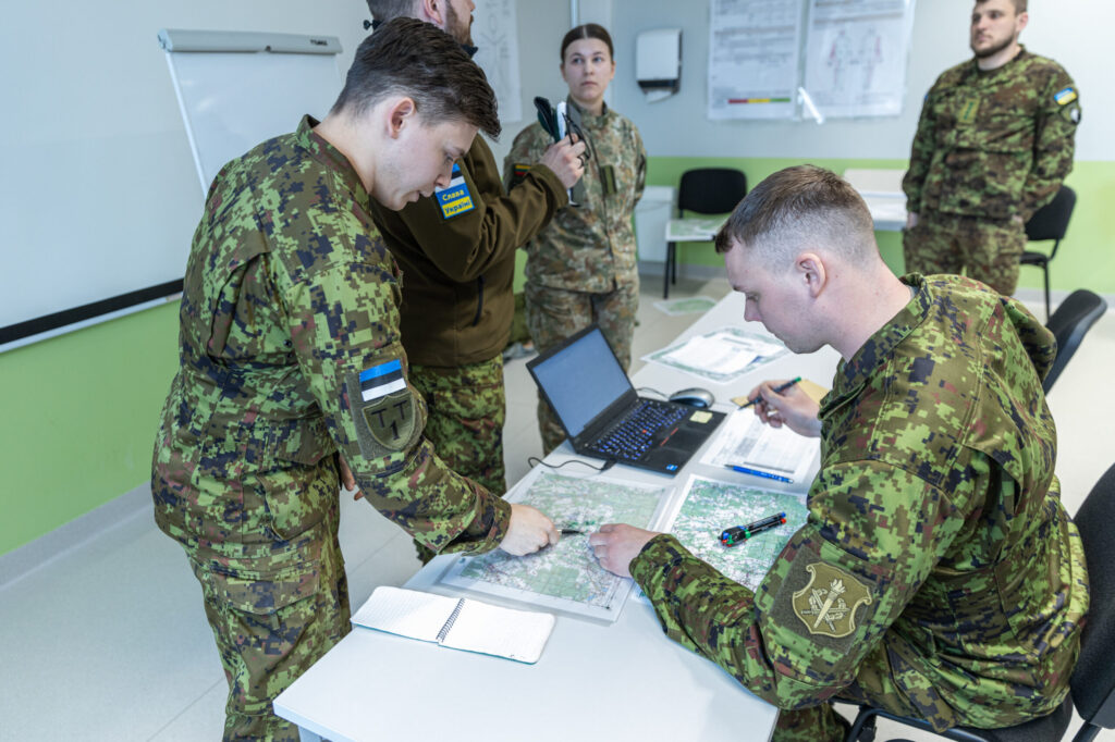 Kaitseväe Akadeemias harjutatakse taktikalisi tegevusi brigaadi ja diviisi raamistikus