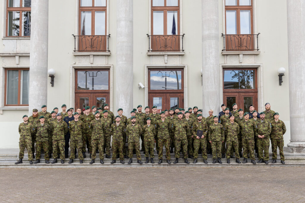 Kaitseväe Akadeemias lõppesid staabikursused nooremohvitseridele ja vanemallohvitseridele